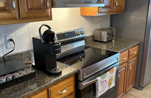 Gulf Breeze House | 3-bedroom house with WiFi, AC in fabulous Gulf Breeze