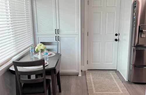 Chico House | 3-bedroom house with AC near Bidwell Park-Great Location!