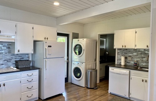 Coeur d'Alene Cottage | 3 Bedroom Lake Front and View Cabin next to Gozzer Ranch Marina