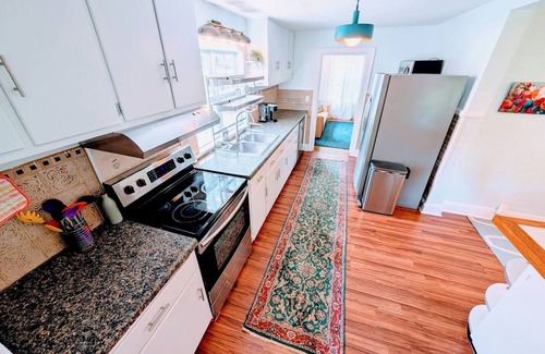 High Point House | 3 Bedroom less than 1 mile from High Point University