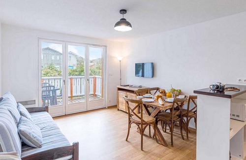 Gassin Apartment | 3 bedroom lovely apartment in Le Teich