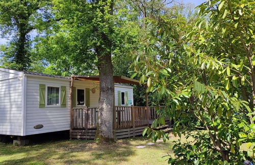 Saint-Cheron House | 3 Bedroom Mobile Home in Saint-ChÃ©ron