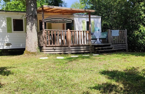 Saint-Cheron House | 3 Bedroom Mobile Home in Saint-ChÃ©ron