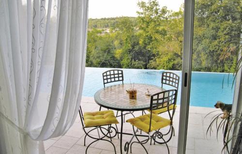 Bagnols-en-Foret House | 3 Bedroom Nice Home In Bagnols En Forêt