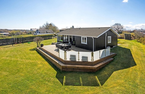 Bønnerup Strand House | 3 bedroom nice home in Glesborg