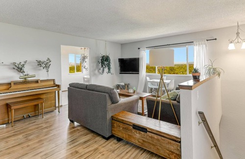 Redding House | 3-Bedroom Panoramic Paradise