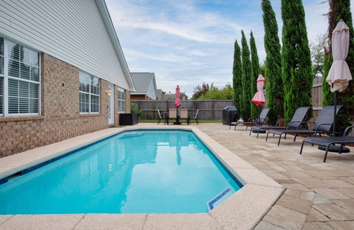 Seaspray House | 3 Bedroom PRIVATE POOL - GOLF CART INCLUDED - 5 MIN WALK TO PRIVATE BEACH ACCESS