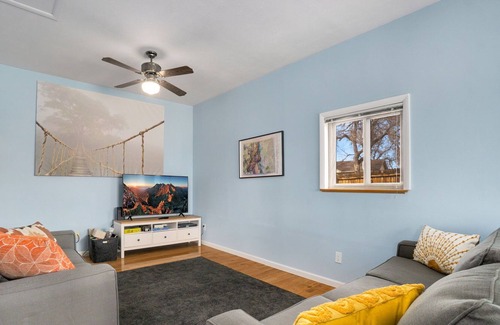 Northglenn House | 3 Bedroom, Ranch style home in Northglenn, family and pet friendly