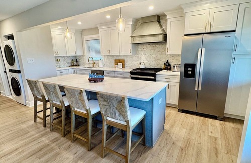 South End Condo | 3-bedroom Renovated Home in Ocean City, NJ just 2.5 blocks from the beach!