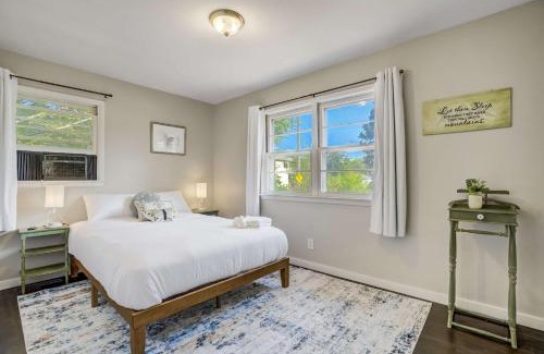 Colorado Springs House | 3 Bedroom Single-Story Dog-Friendly Downtown Old Colorado