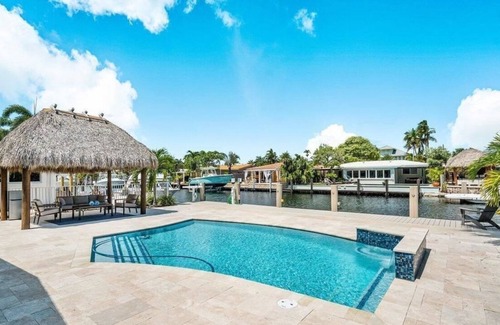 Pompano Isles Apartment | 3 Bedroom Single family (625204) by Houzlet