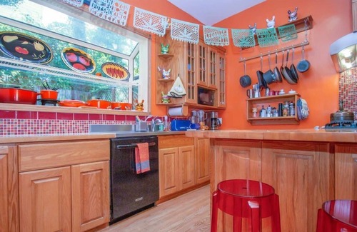 Bernal Heights Apartment | 3 Bedroom Single family L-558340 by Houzlet