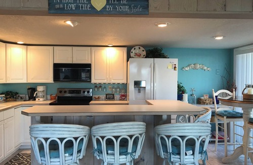 Belfair House | 3-bedroom small house in serene Belfair with WiFi, AC. Relax and unwind
