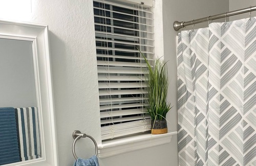 Tallahassee House | 3 Bedroom Stunner in NW Tallahassee