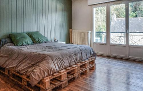 Lanvaudan House | 3 Bedroom Stunning Home In Lanvaudan