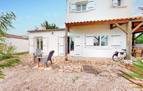 L'Epine House | 3 Bedroom Stunning Home In L'épine