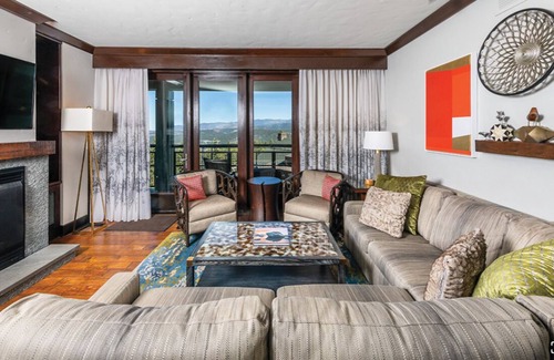 Truckee Resort | 3-Bedroom Suite in Lake Tahoe All-Season Resort - Ritz-Carlton!