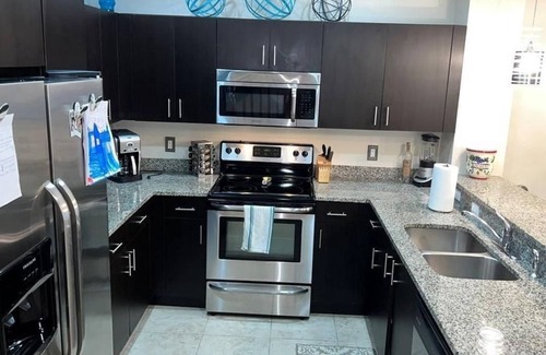 Cypress Point House | 3 Bedroom Townhome 436249 by Houzlet