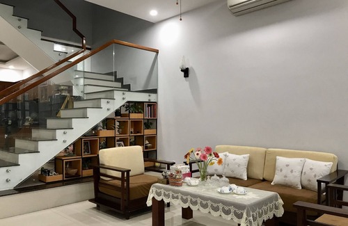 Ngu Hanh Son House | 3-bedroom townhome in enchanting Đà Nẵng with WiFi, AC, fitness room