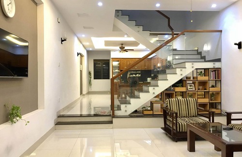 Ngu Hanh Son House | 3-bedroom townhome in enchanting Đà Nẵng with WiFi, AC, fitness room
