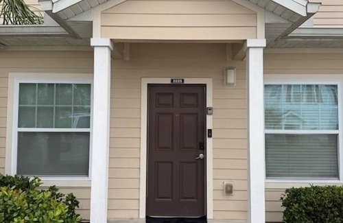 West Kissimmee House | 3-bedroom townhome in welcoming Kissimmee