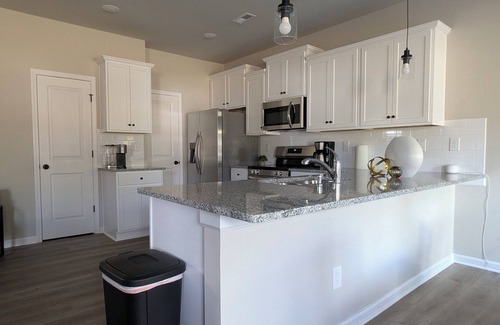 Huntersville House | 3-bedroom townhome in delightful Huntersville w AC, WiFi Near Birkdale Village