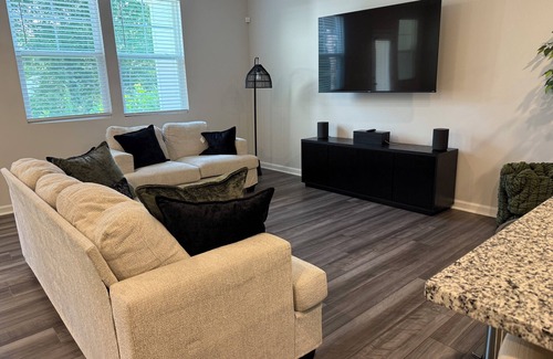 Wake Forest House | 3-bedroom townhome in charming Wake Forest with AC