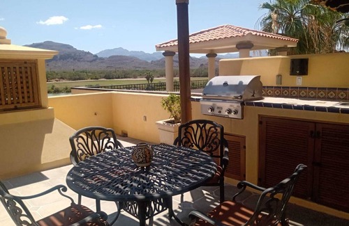 Nopolo House | 3-bedroom Townhome with Private Pool and AC