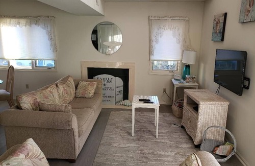 Diamond Beach House | 3 Bedroom Townhouse - Diamond Beach