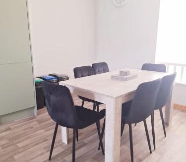 Wick Apartment | 3 Bedroom Townhouse on NC500, Wick, Highland