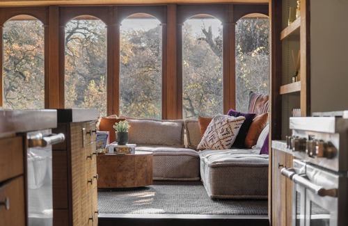 La Loma House | 3 Bedroom Tree-House on Stilts!