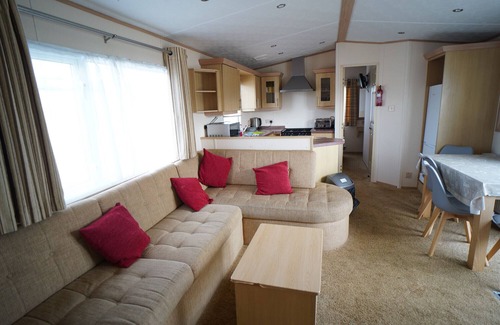 Heacham Ski Chalet | 3 Bedroom unit with Ramp Access linen included