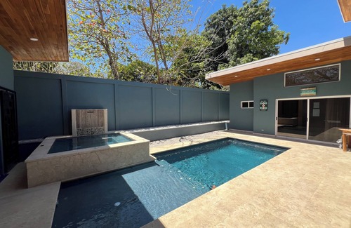 Potrero Villa | 3-bedroom villa in fabulous Potrero: WiFi, AC, Salt Pool, Jacuzzi, Close Beaches