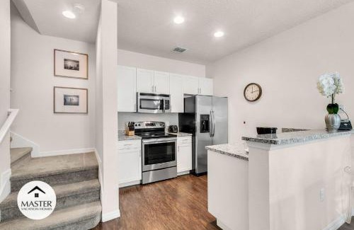 Bay Lake House | 3 Bedrooms 2 Bathrooms Lucaya Village 18-102
