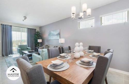 Bay Lake Apartment | 3 Bedrooms 2 Bathrooms Storey Lake 4751-308 Ct