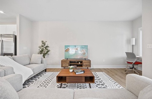 Durham House | 3 Bedrooms, 3 Baths, 5-min to Duke Campus & Downtown Durham
