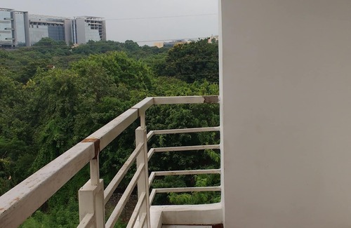 Hyderabad Apartment | 3 BHK Hitech Shilparamam Guest House