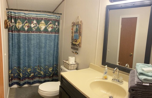Bronston House | 3 BR/2 BA Lake Cumberland Home w/ Private Dock
