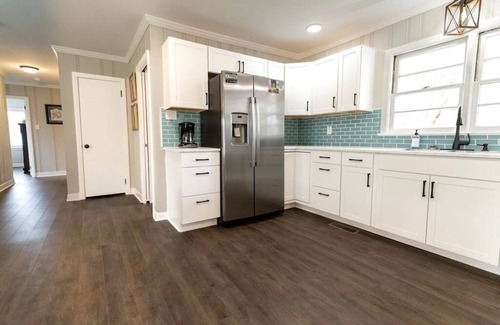 Edenton House | 3 BR/2 Bath king, Fire Pit