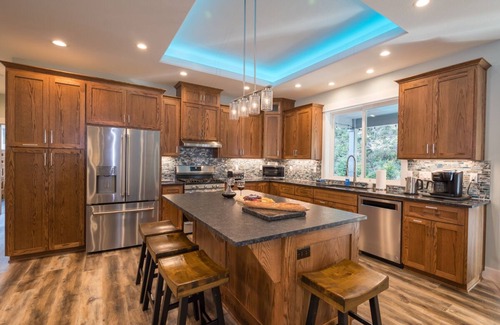 Oregon Coast House | 3 BR/3BA vacation home- minutes from the beach!