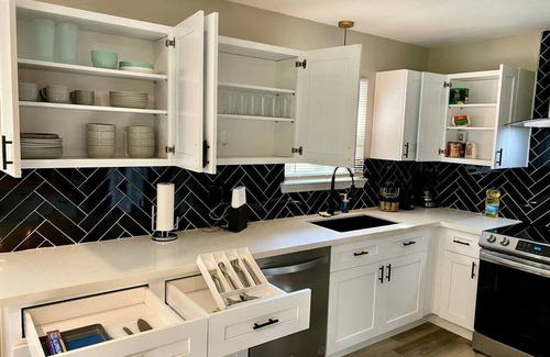 Westbury House | 3 BR Getaway Ideal for Families
