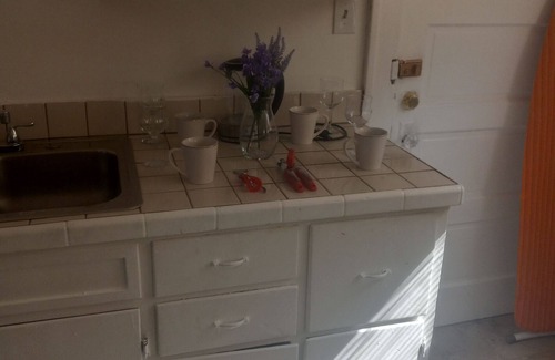 Westside Apartment | 3 br getaway suite currently unavailable
