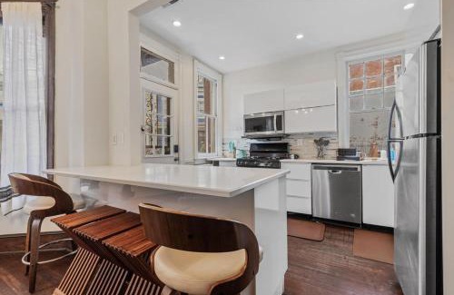 Park View House | 3-BR Historic Home Nestled Btw Petworth & CoHi