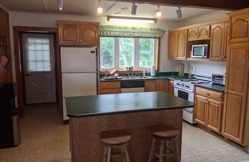 Lake City House | 3 Br Lakefront Cottage on Beautiful Sandy Beach Lake Missaukee