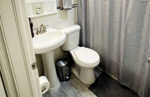 Eastside House | 3 BR near LeMoyne & Hospitals