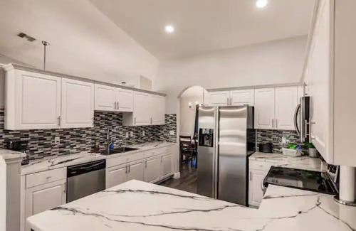 Mariner House | 3 BR Private Salt Water Heated Pool Home with Large Outdoor Patio!n