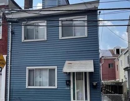 South Side Flats Apartment | 3 BR Southside Pad - Sleeps 8 - Amazing Location