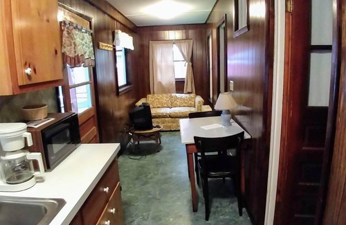 Chestertown Cottage | #3 Chester @ Birchwood Cottages at Loon Lake. Family Friendly Waterfront