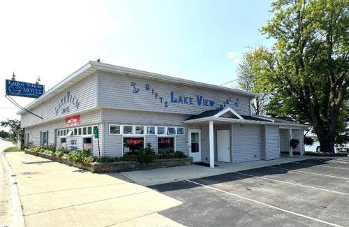 Lake City Hotel | 3 Comfort Combined Family Studios