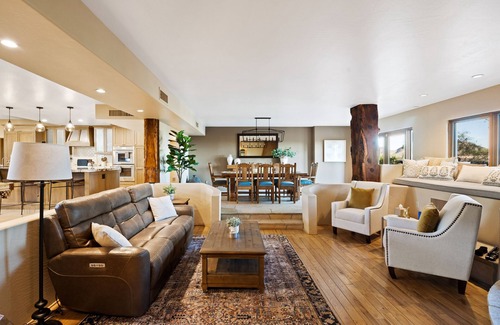 North Scottsdale Villa | 3-Court Pickleball Retreat Surrounded by Mountains